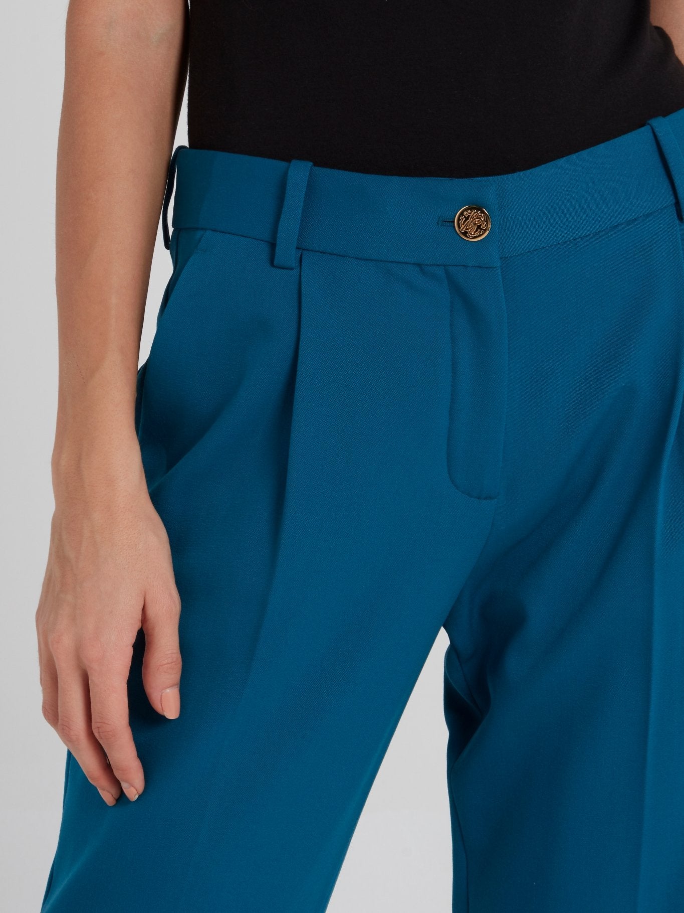 Синие строгие брюки