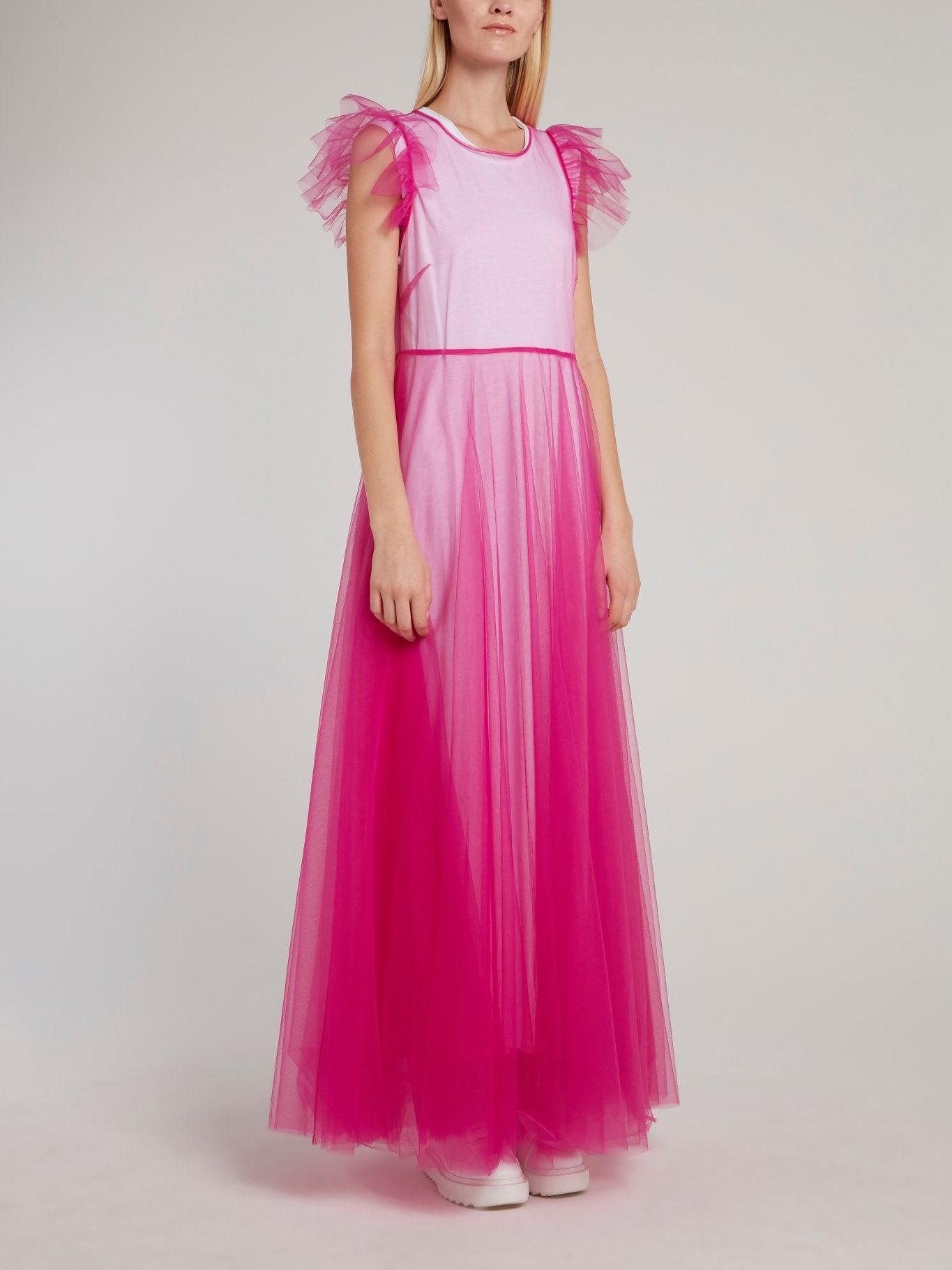 killing eve pink dress 