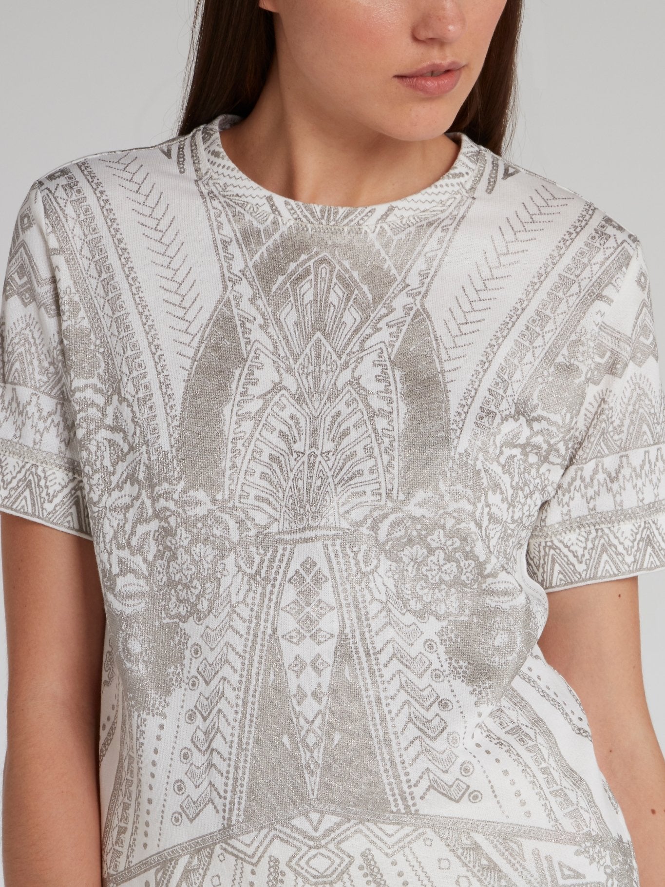 Серая футболка с жаккардовым принтом
