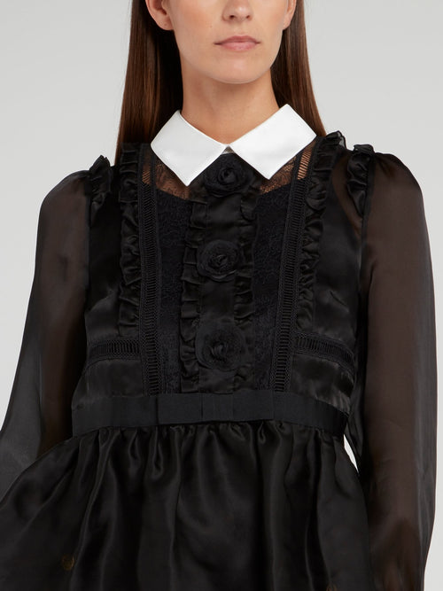 Черная блузка с баской и кружевными вставками