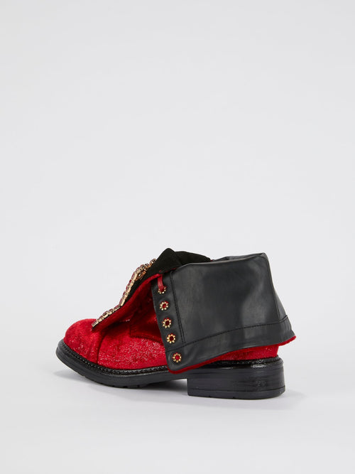 Красные ботинки с кристаллами