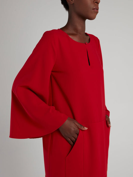 Красное платье-мини с рукавами бабочка и вырезом "замочная скважина"