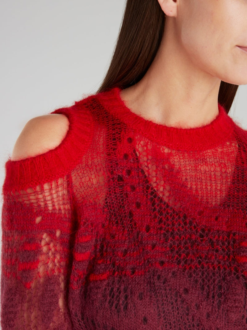 Красный свитер с открытыми плечами