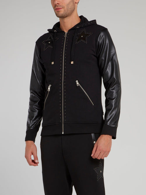 Черная спортивная куртка с кожаными рукавами
