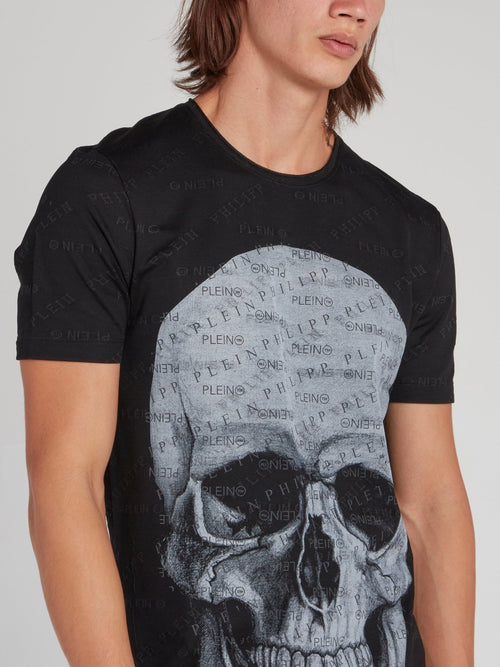 Черная футболка с монограммой и черепом
