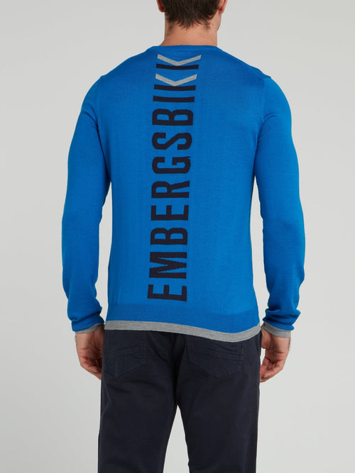 Синий свитер с логотипом на спине